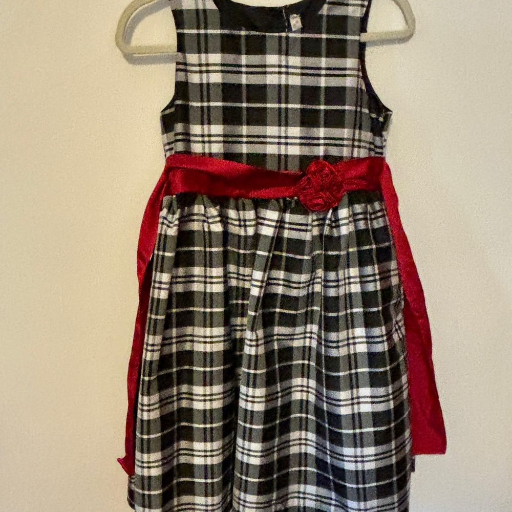 Holiday black white plaid Aline dress with red sash. Size 14.  Lined sleeveless